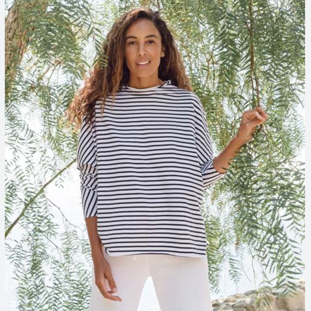 Frank & Eileen effie long sleeve funnel neck capelet Size: S white/navy stripe